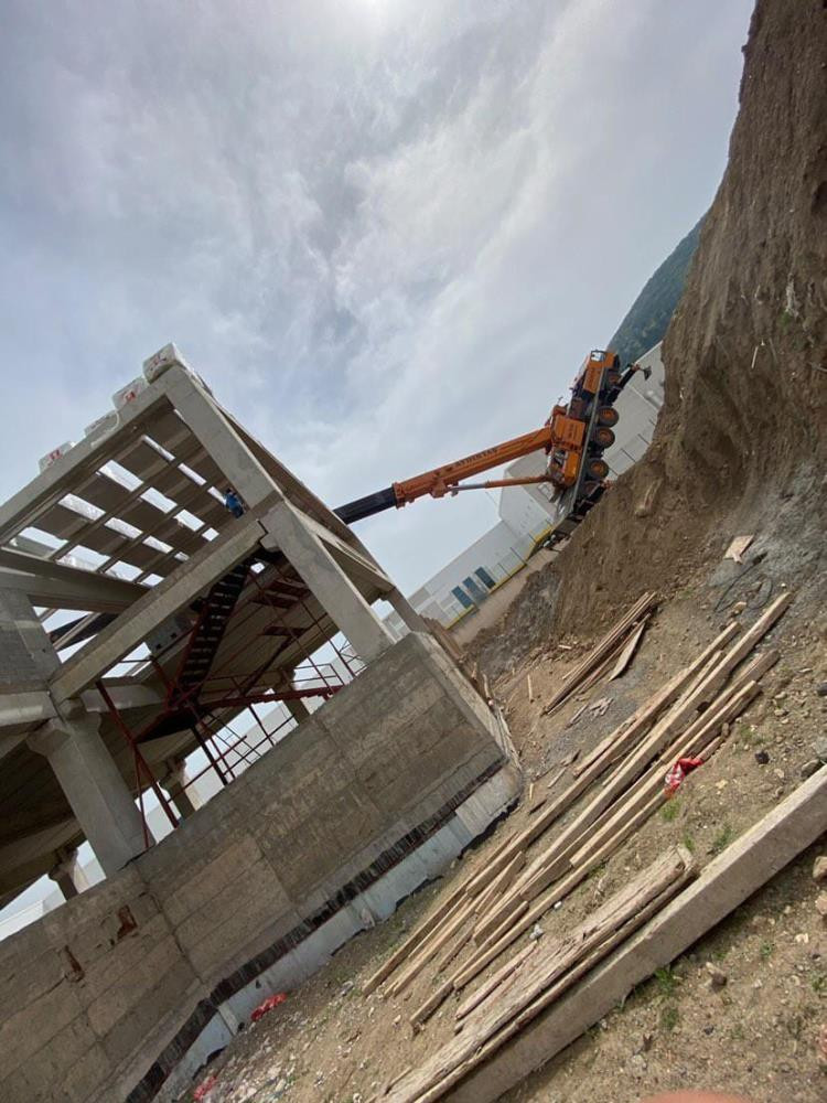 Vinç şaha kalktı - Resim : 5