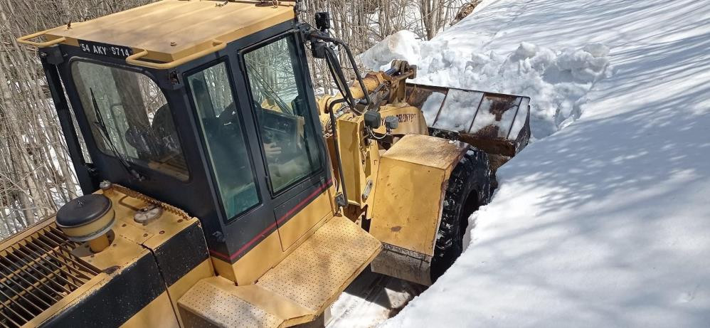 Nisan ayının son günü yayla yolları kardan temizlendi - Resim : 5