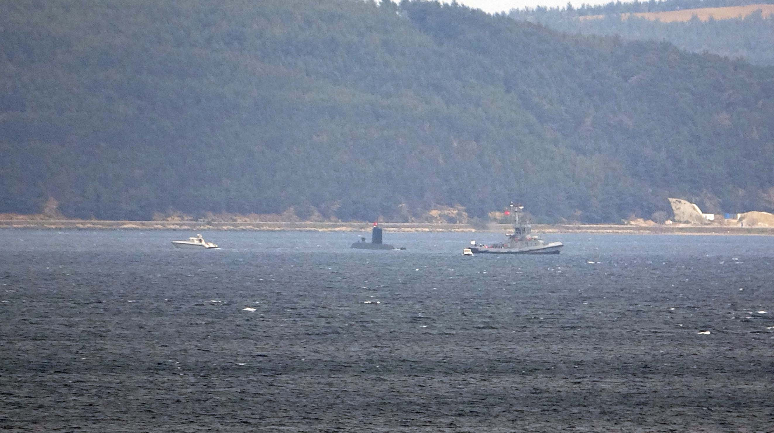 Çanakkale'de, Dumlupınar Denizaltısı şehitleri anıldı - Resim : 9