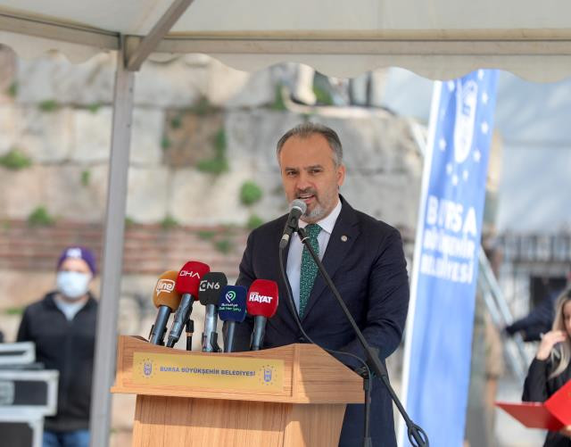 Bursa’nın fethinin 696’ıncı yılı kutlandı - Resim : 1