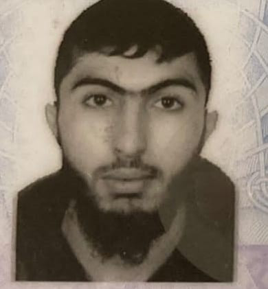 Cam parçasıyla arkadaşının canını aldı - Resim : 1