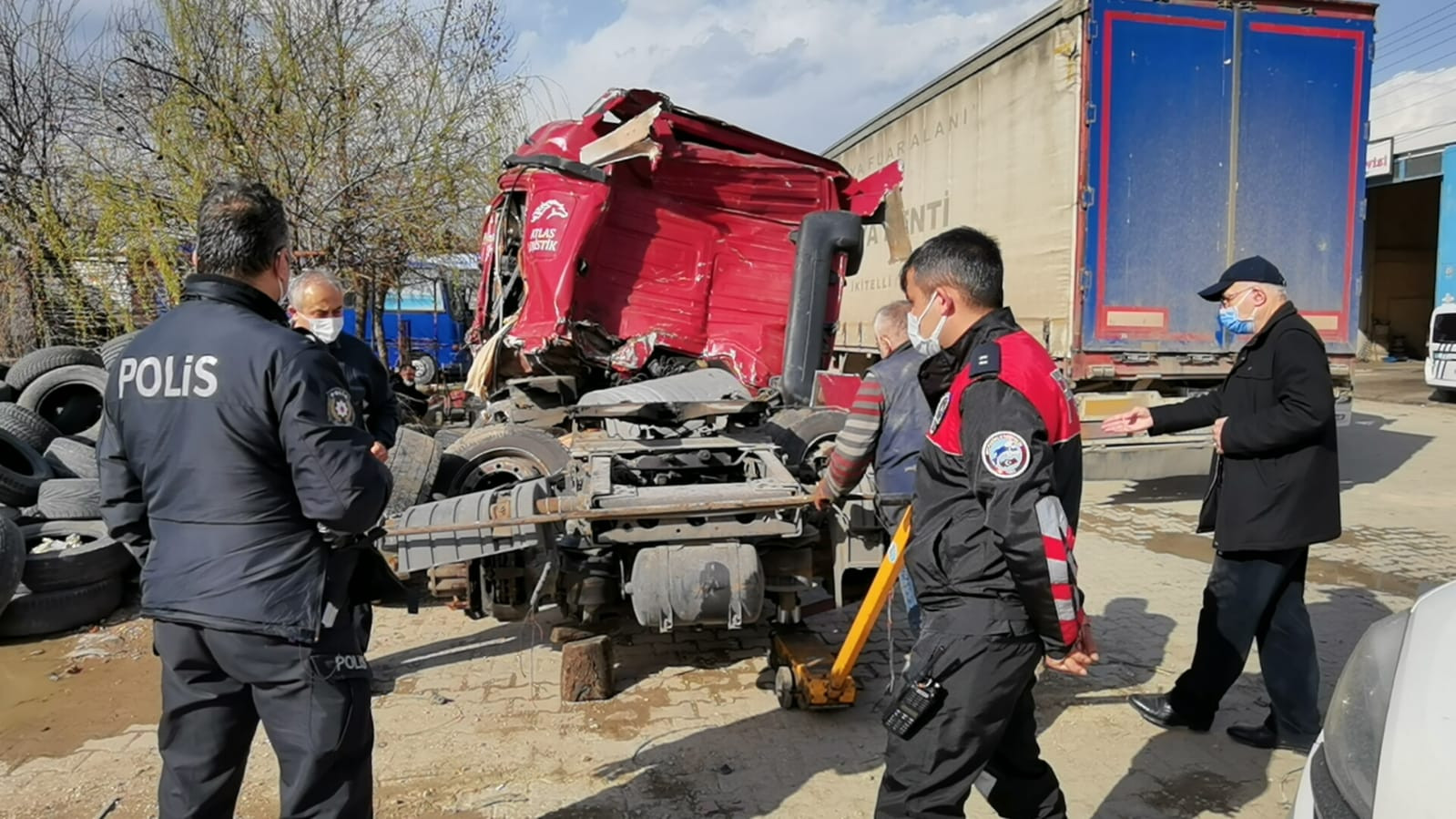 Bursa'da 4 kişinin ölümüne neden olan tır şoförü: Tüm tedbirleri aldım ama durduramadım - Resim : 4