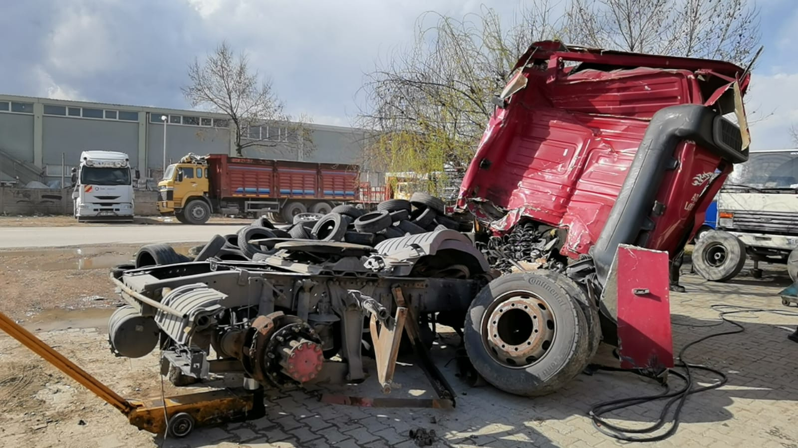 Bursa'da 4 kişinin ölümüne neden olan tır şoförü: Tüm tedbirleri aldım ama durduramadım - Resim : 10