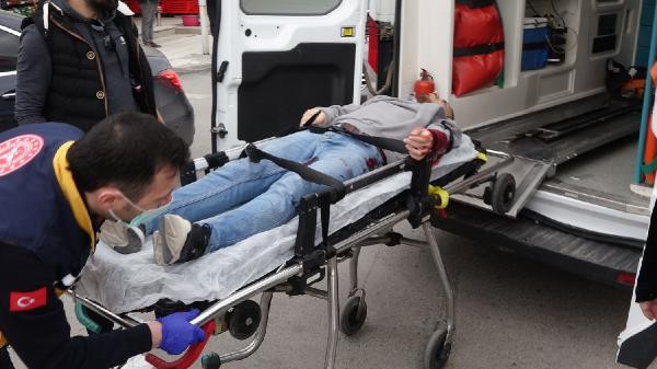 Çorum'da valilik konutu önünde silahlı saldırı - Resim : 4