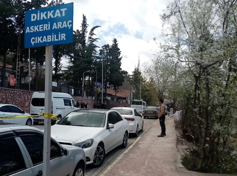 Denizli'de uzman doktoru seyisi öldürdü - Resim : 3