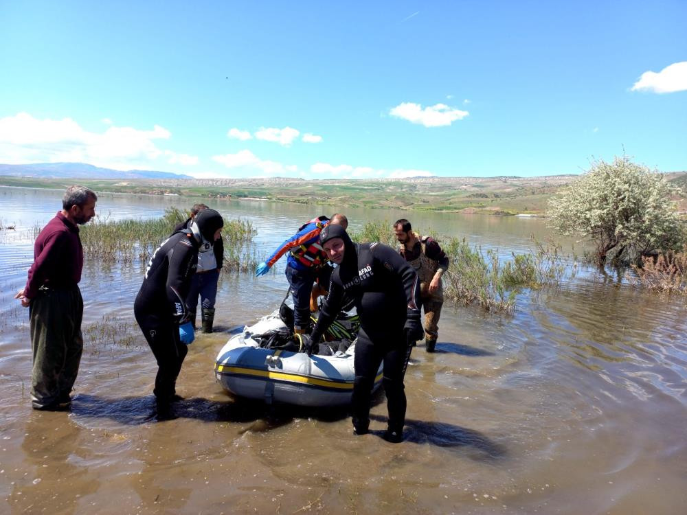 Balık sevgisi canından etti - Resim : 4