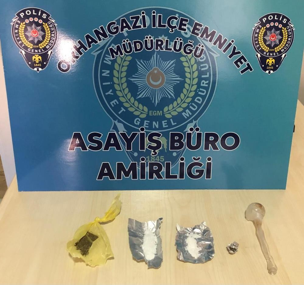 Zehir tacirlerine darbe: 2 tutuklama - Resim : 1