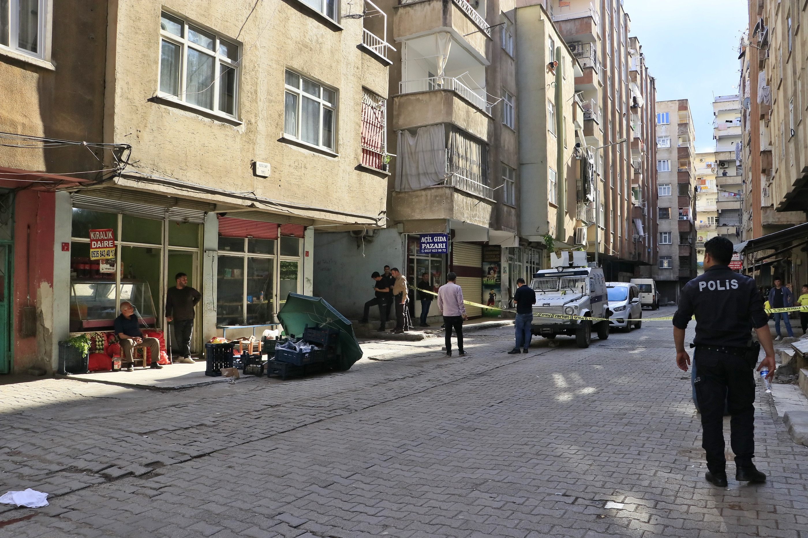 Diyarbakır'da silahlı kavga: 1 ölü, 2 yaralı - Resim : 7