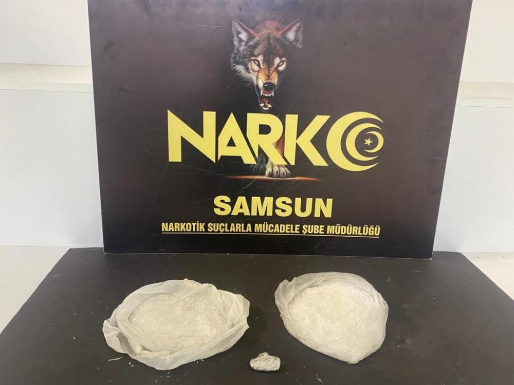 Apart daireye uyuşturucu baskını - Resim : 6