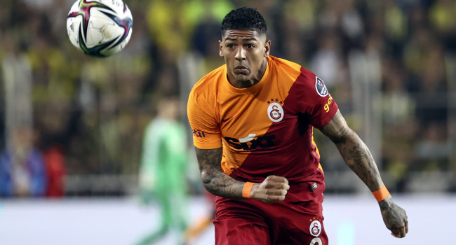 Galatasaraylı oyuncu Aanholt gelecek sezonki hedefini açıkladı - Resim : 1