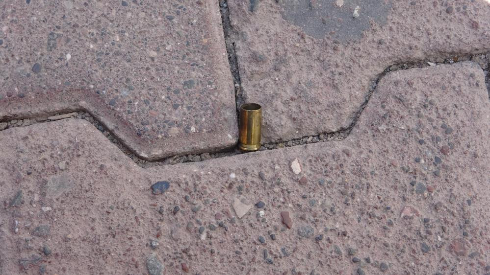 Oto yıkamacıya kurşun yağmuru - Resim : 4