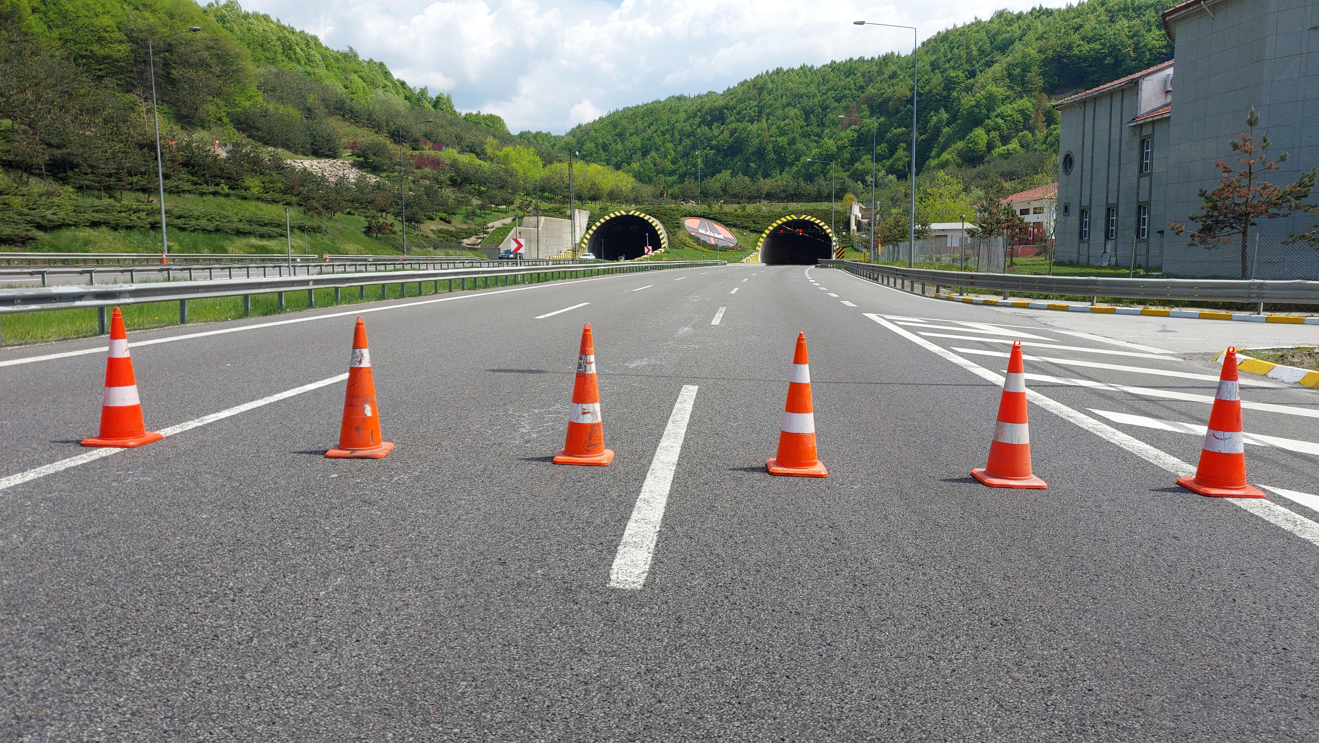 Sürücüler dikkat! 35 gün trafiğe kapatıldı… - Resim : 6