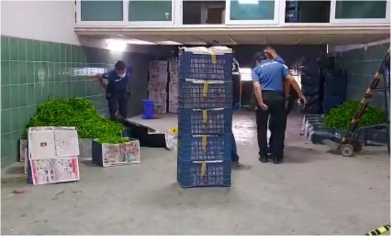 Evlenme teklifini kabul etmeyen kadını öldürdü - Resim : 1