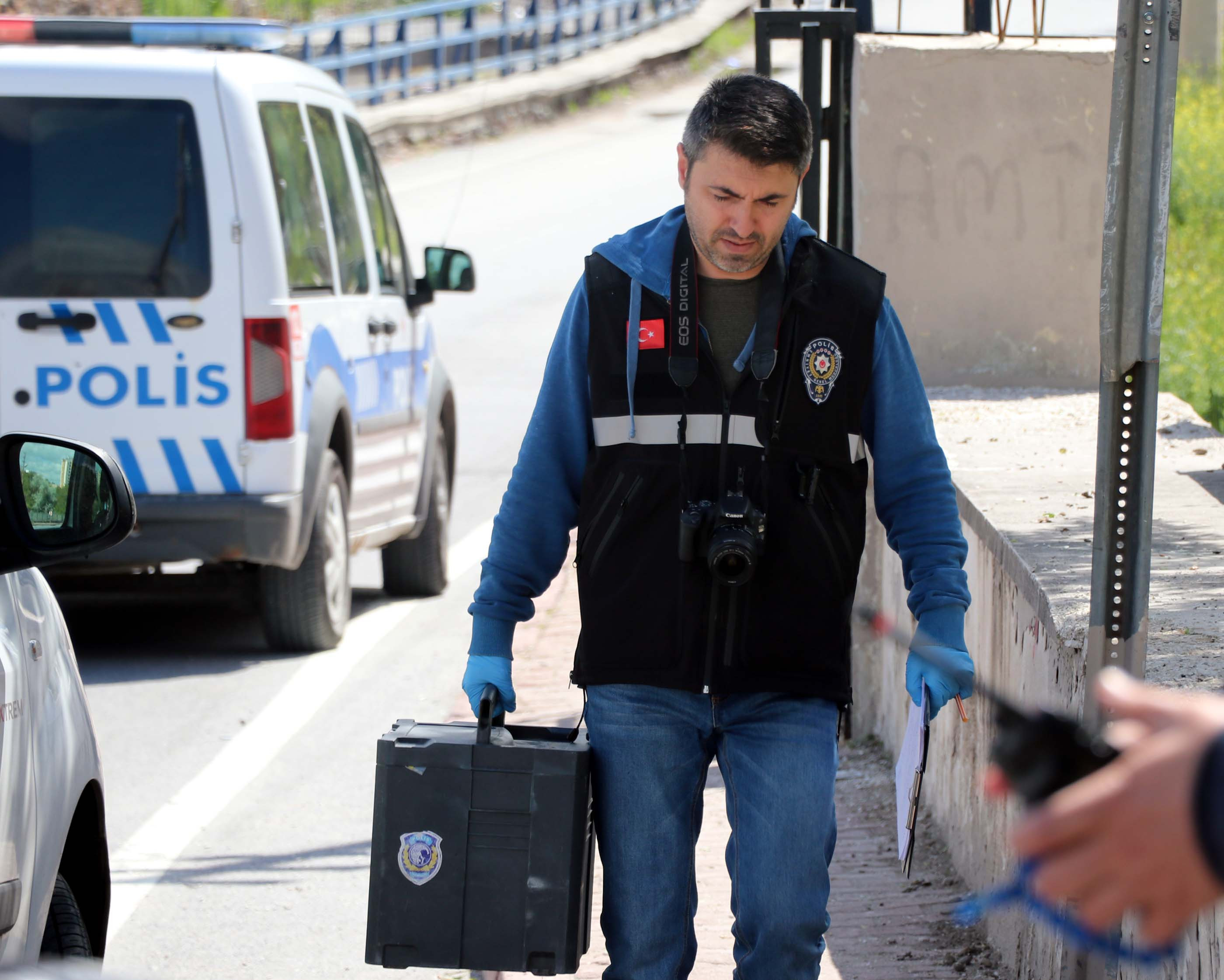 15 yaşındaki çocuk, kız arkadaşı ve kendisini bıçakladı - Resim : 3