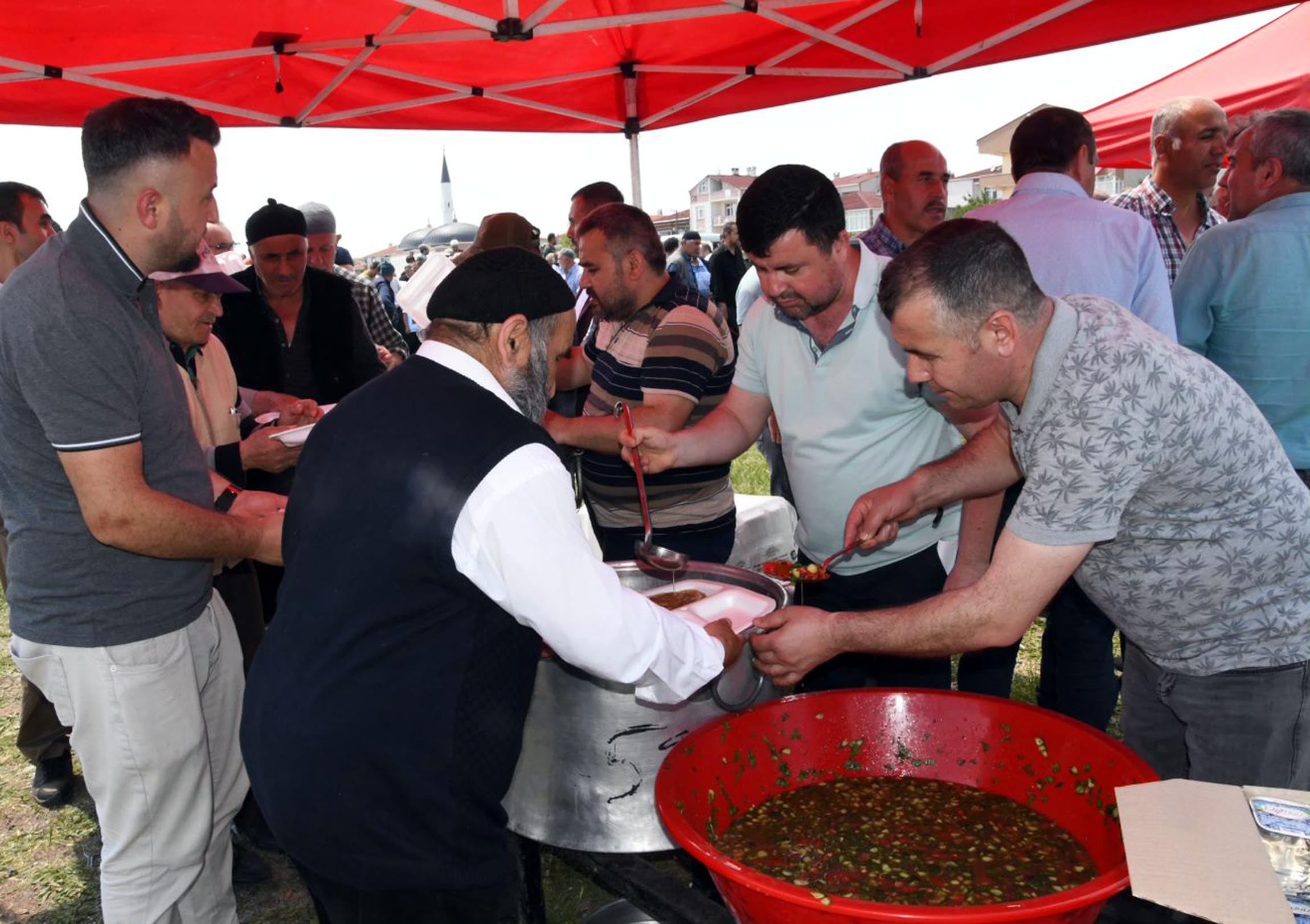 Bolluk Şenliği'nde 10 ton keşkek dağıtıldı - Resim : 4