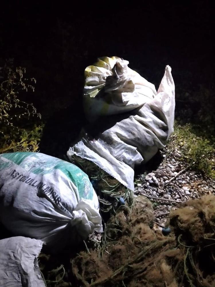 Balık avlayanları jandarma bastı - Resim : 1