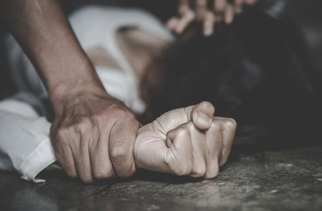 Aldatılan iş kadını kocasının sevgilisini tuzağa düşürdü 5 çalışanına tecavüz ettirdi - Resim : 2