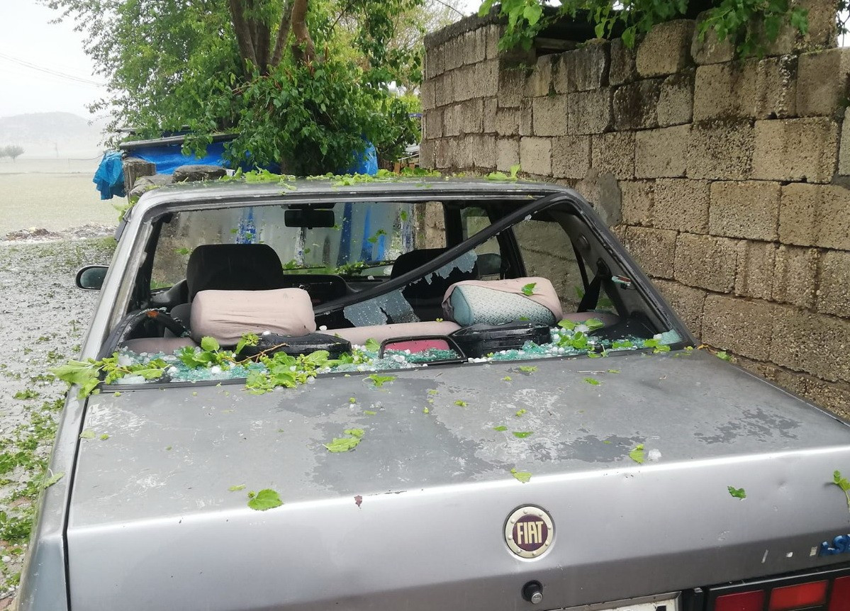 Adıyaman'da ceviz büyüklüğünde dolu yağdı - Resim : 4