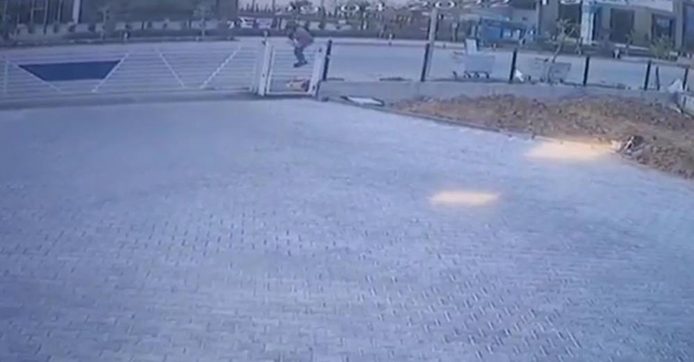 Koca fabrikayı böyle yakıp patlattı - Resim : 2