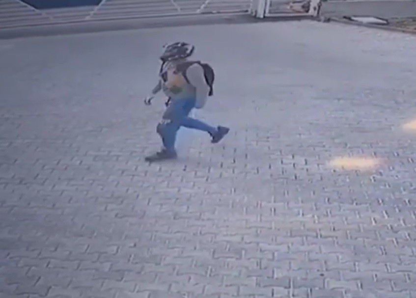 Koca fabrikayı böyle yakıp patlattı - Resim : 4