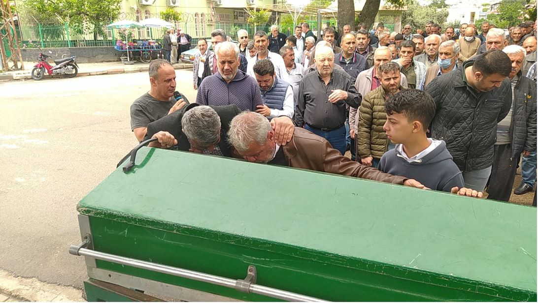 Silahlı saldırıda ölen mobilyacı toprağa verildi - Resim : 1