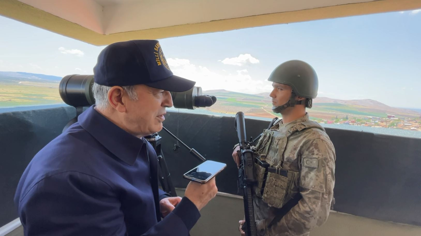 Bakan Akar, sınırın sıfır noktasında - Resim : 5