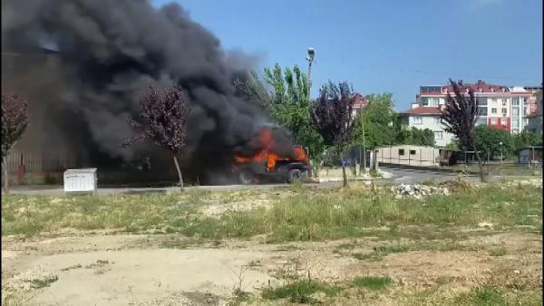 Beylikdüzü'nde tüplü cip yandı çocuk ve annesi ölümden döndü - Resim : 2
