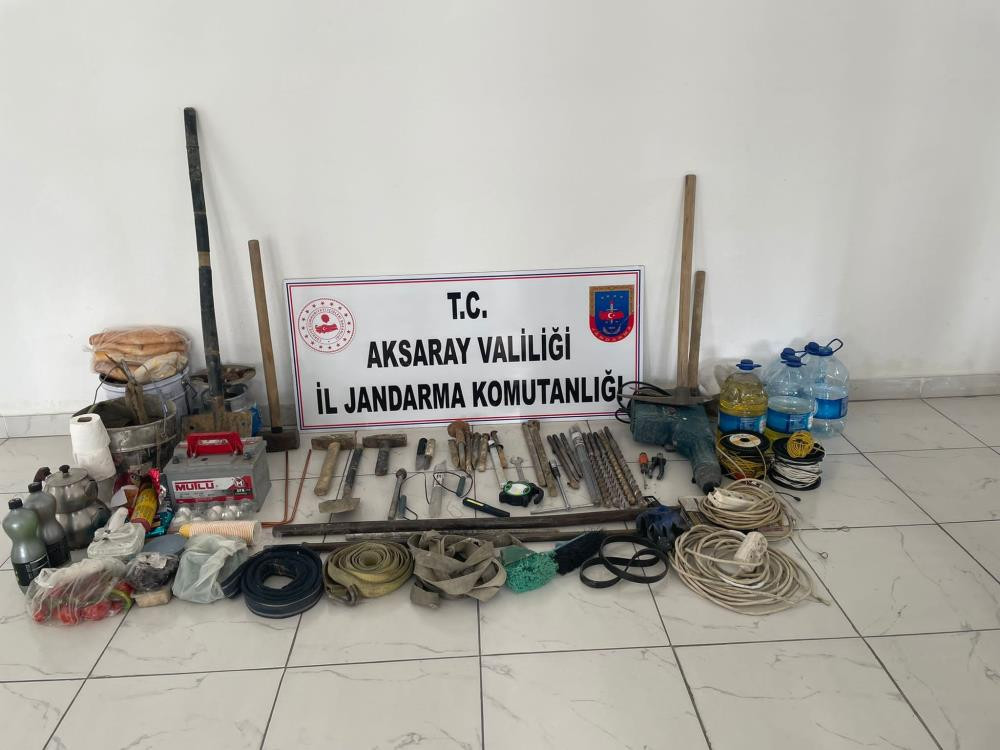 Dinamitli defineci yakalandı - Resim : 1