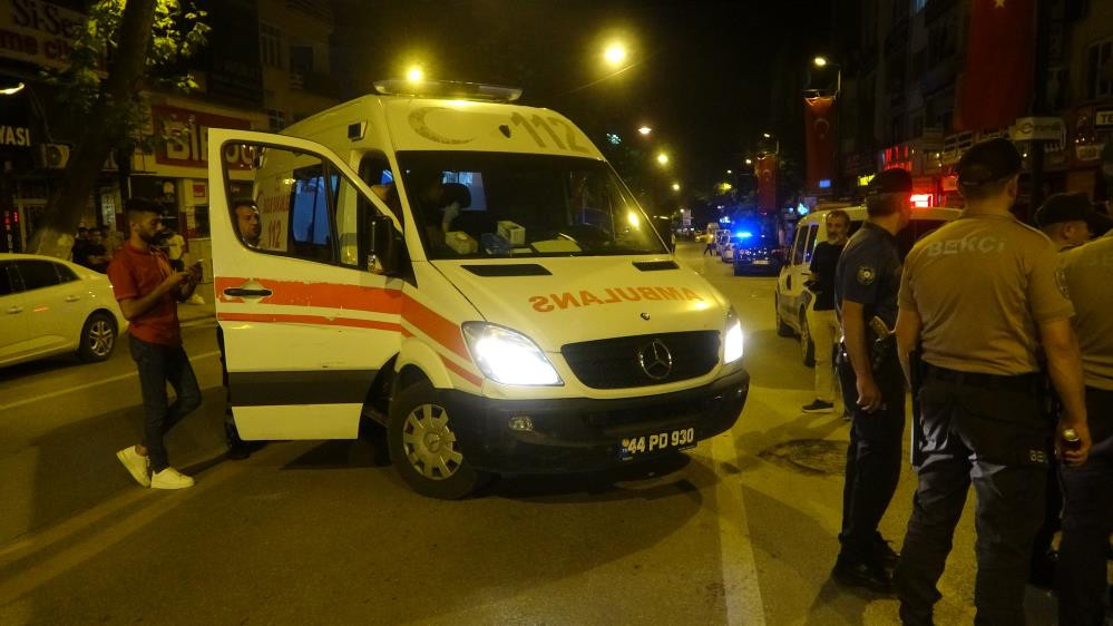 Sokak ortasında çatışma. 1'i ağır 3 yaralı - Resim : 7