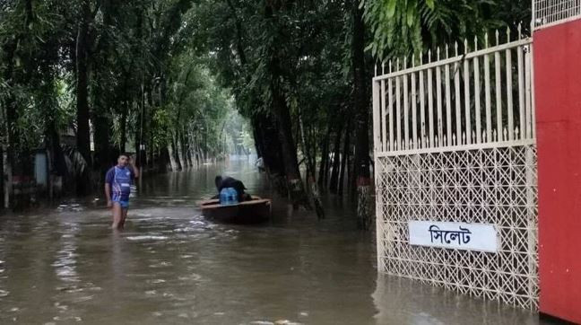 Muson felaketi. Yıldırım isabet eden 9 kişi hayatını kaybetti - Resim : 1