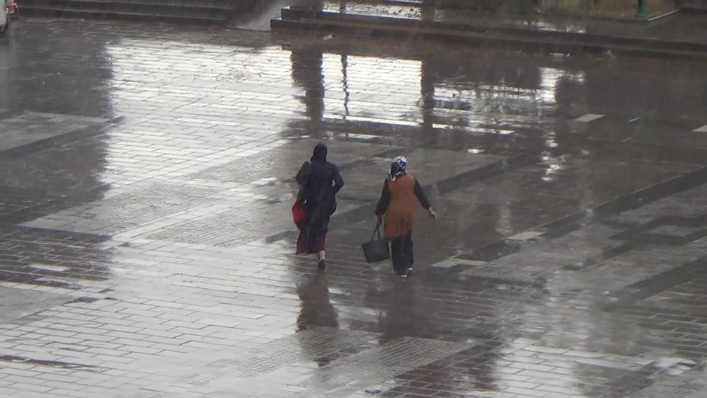 Kırıkkale'de yağmurdan kaçış - Resim : 3