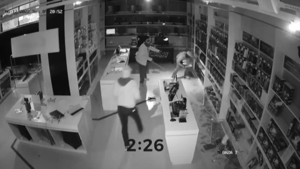 3 dakikada 3 milyonluk soygun - Resim : 1