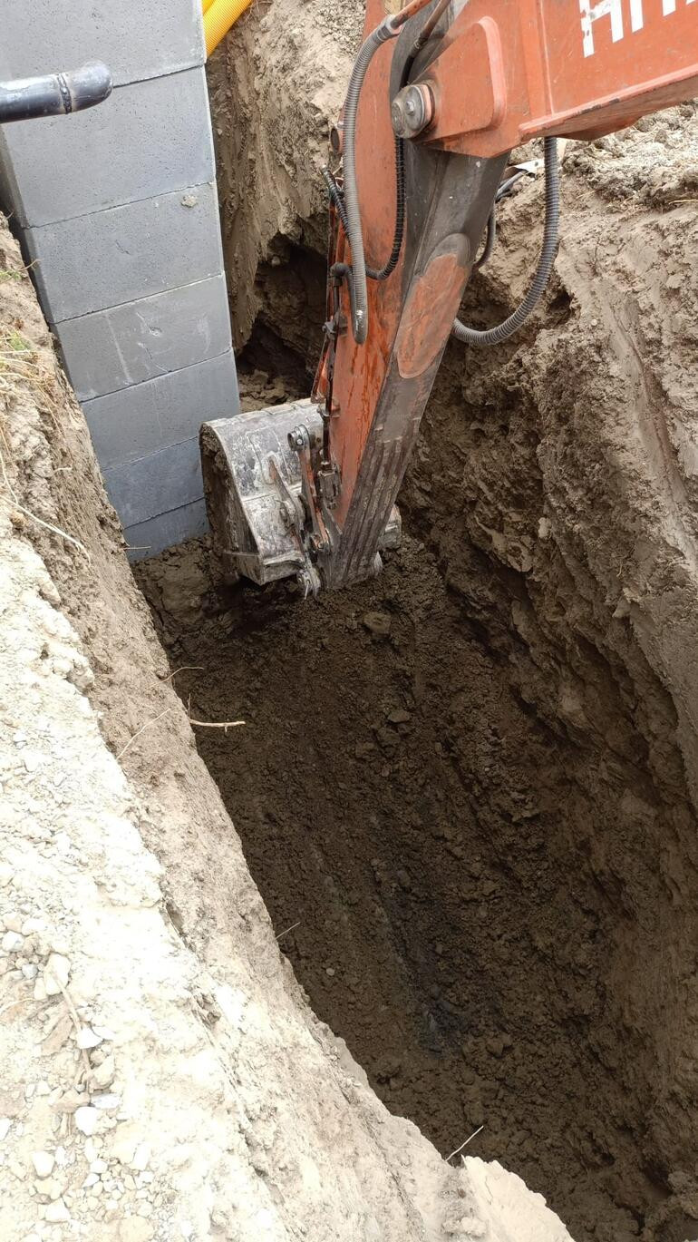 Altyapı çalışmasında heyelan oldu. Firma sahibi öldü - Resim : 2