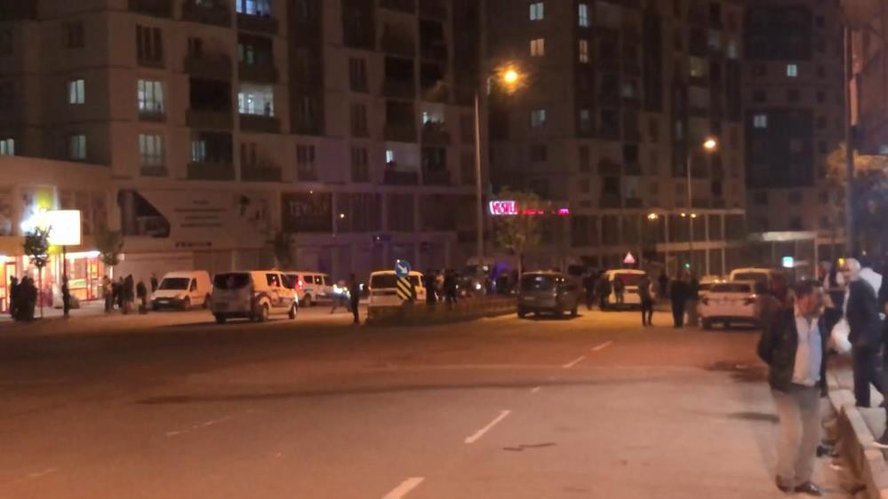 İhbara giden polis boynundan bıçaklandı - Resim : 3