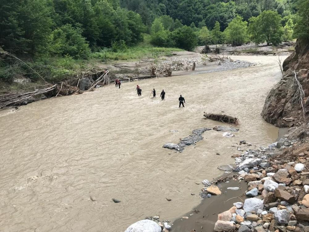 Selde kayboldu 5 gündür aranıyor - Resim : 5