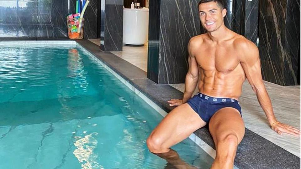 Cristiano Ronaldo cinsel organını büyütmek için bakın ne yaptı - Resim : 3