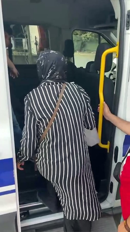 Dilencinin yarım günlük kazancı şok etti - Resim : 2