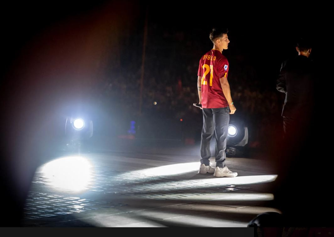 Dybala Roma'da coşkuyla karşılandı. Arjantinli yıldız rekor kırdı - Resim : 4