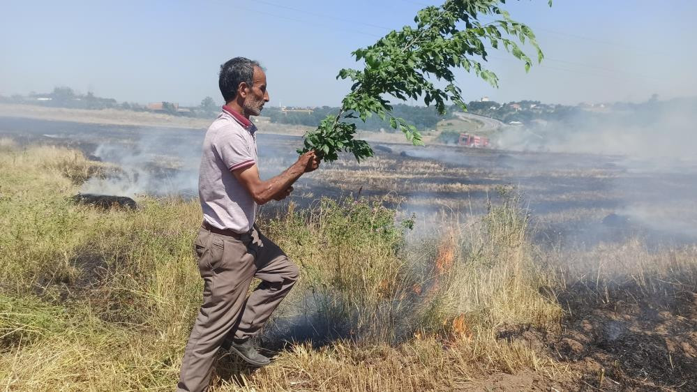 Saman balyaları yandı vatandaş seferber oldu - Resim : 2