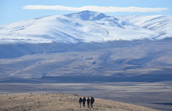 Erzurum, Kars ile Ardahan'da ev ve araçların camları buz tuttu - Resim : 2