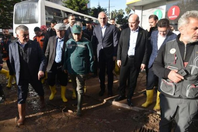 Cumhurbaşkanı Erdoğan, sel mağduru Zülfiye Ceylan ile telefonda görüştü - Resim : 2