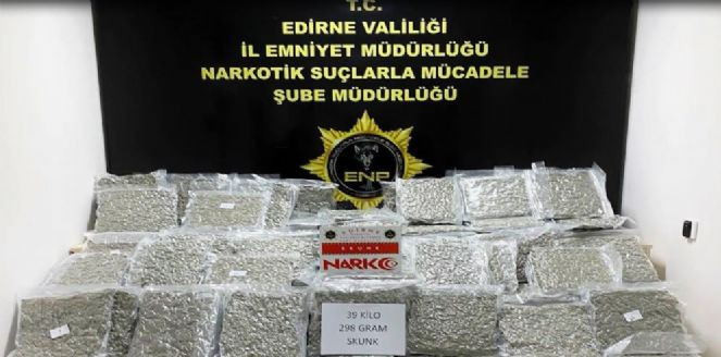 Kapıkule'de uyuşturucu baskını. 39 kilo yakalandı - Resim : 5