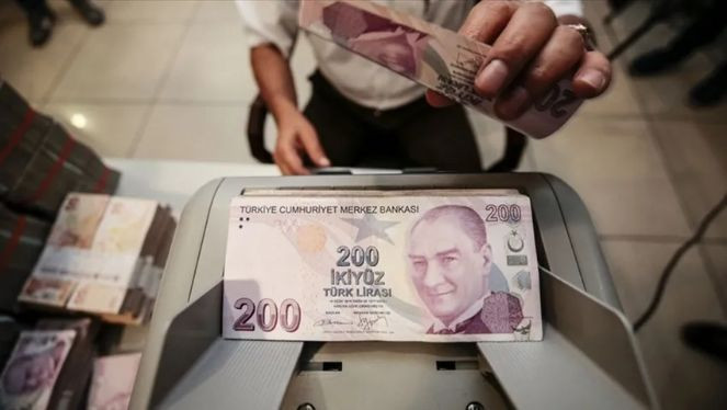 Bütçe kasımda 108.3 milyar lira fazla verdi. 24.4 milyar faize gitti - Resim : 1