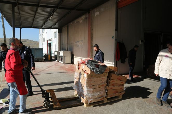 Son kullanma tarihi geçmiş 7 ton tavuk eti ele geçirildi - Resim : 3