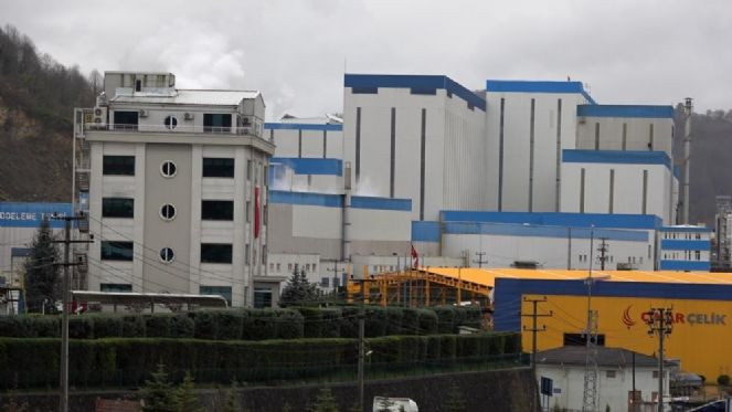 Fabrikadaki hidrojen tankı patladı: 2 yaralı - Resim : 2