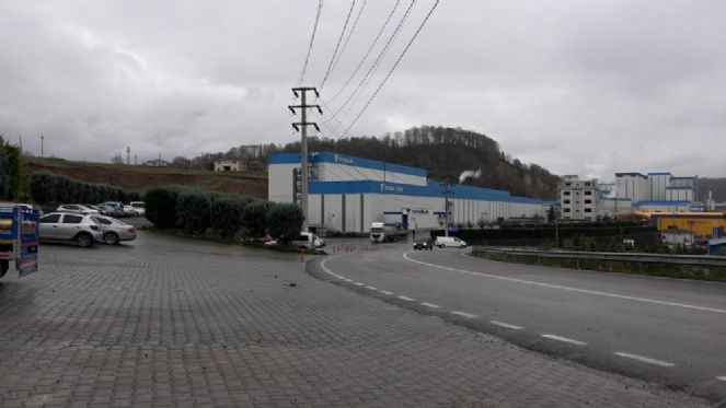 Fabrikadaki hidrojen tankı patladı: 2 yaralı - Resim : 5