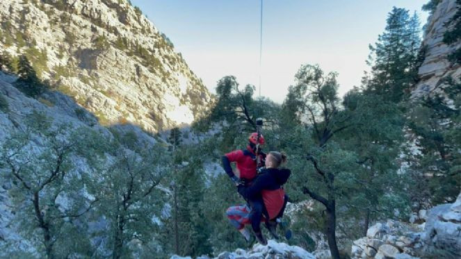 4 Rus turist helikopterle kurtarıldı - Resim : 1