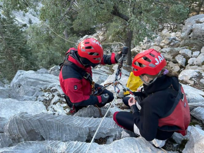 4 Rus turist helikopterle kurtarıldı - Resim : 3