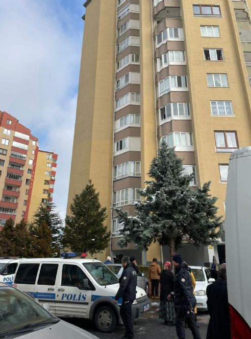 Cam silmek isterken canından oldu - Resim : 1