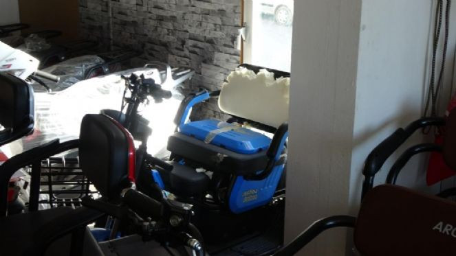 Kurnaz tilki mağazayı savaş alanına çevirdi - Resim : 5